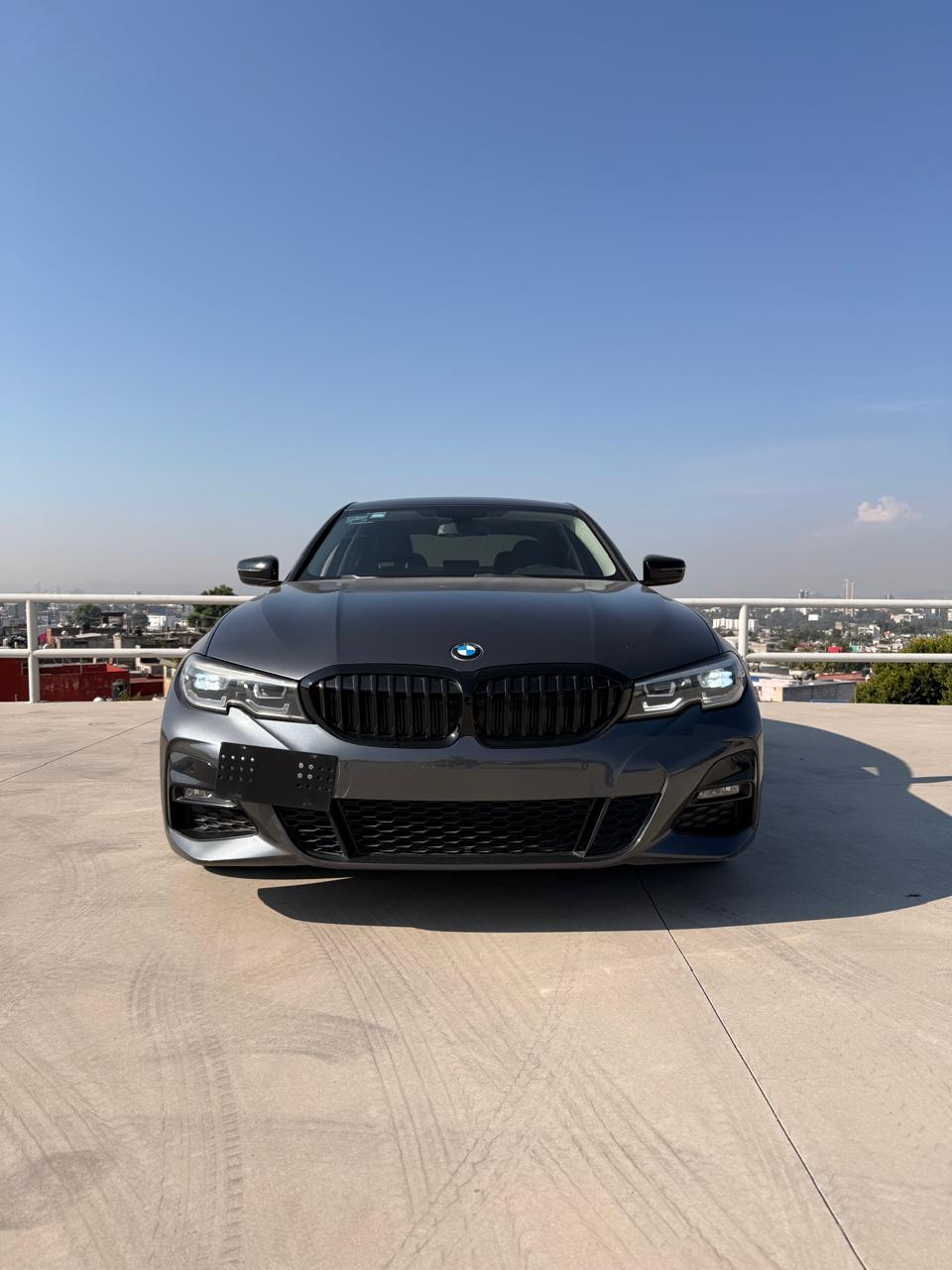 2022 BMW 330i BASE, L4, 2.0T, 258 CP, 4 PUERTAS, AUT