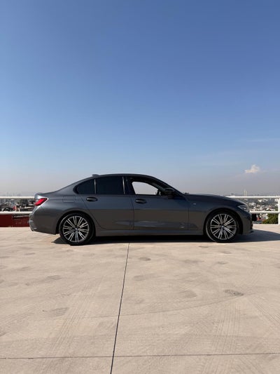 2022 BMW 330i BASE, L4, 2.0T, 258 CP, 4 PUERTAS, AUT