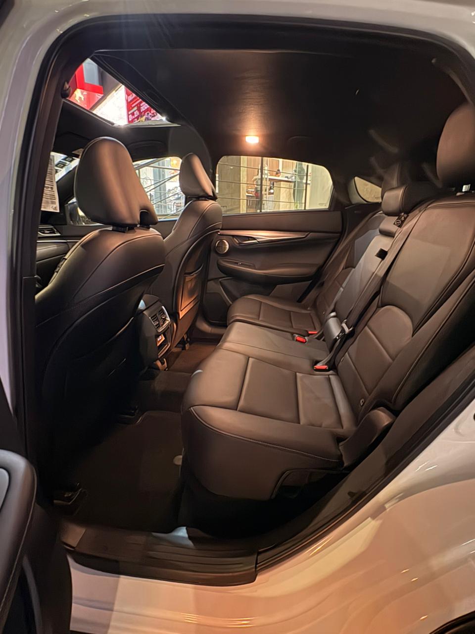 2023 INFINITI QX55 ESSENTIAL AWD L4 2.0T 268 CP 5 PUERTAS AUT PIEL