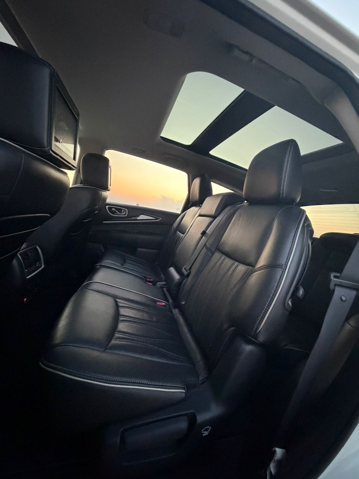 2017 INFINITI QX60 PERFECTION PLUS V6 3.5L 265 CP 5 PUERTAS AUT PIEL BA AA QC