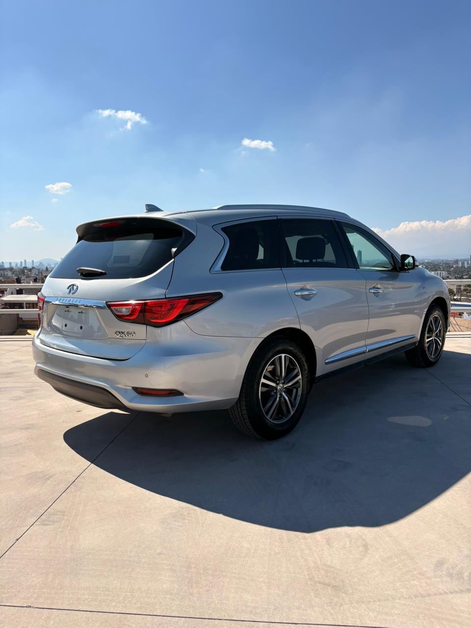 2017 INFINITI QX60 INSPIRATION PLUS V6 3.5L 265 CP 5 PUERTAS AUT PIEL BA AA QC