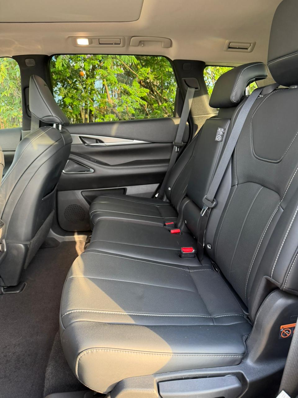 2023 INFINITI QX60 LUXE V6 3.5L 279 CP 5 PUERTAS AUT PIEL