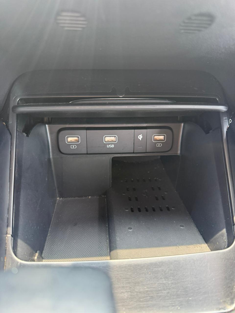 2023 Kia Sorento EX, L4, 2.5L, 191 CP, 5 PUERTAS, AUT