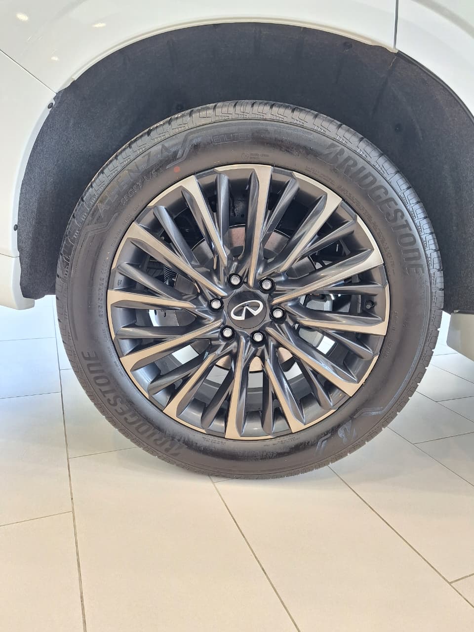 2026 INFINITI QX80 4WD, V6, 3.5L, 450 CP, 5 PUERTAS, AUT, 7 PASAJEROS