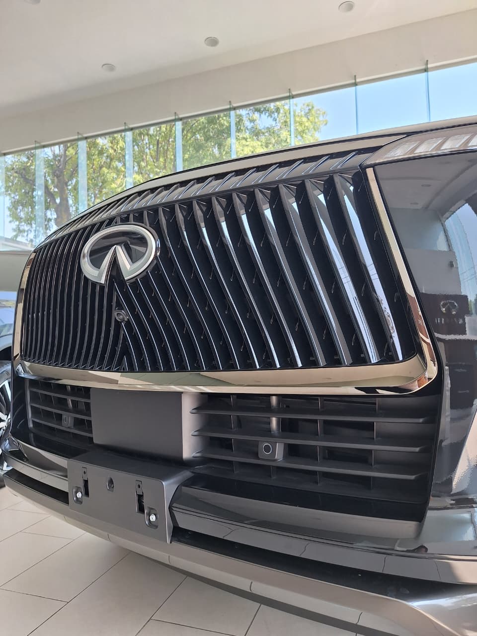 2026 INFINITI QX80 4WD, V6, 3.5L, 450 CP, 5 PUERTAS, AUT, 7 PASAJEROS