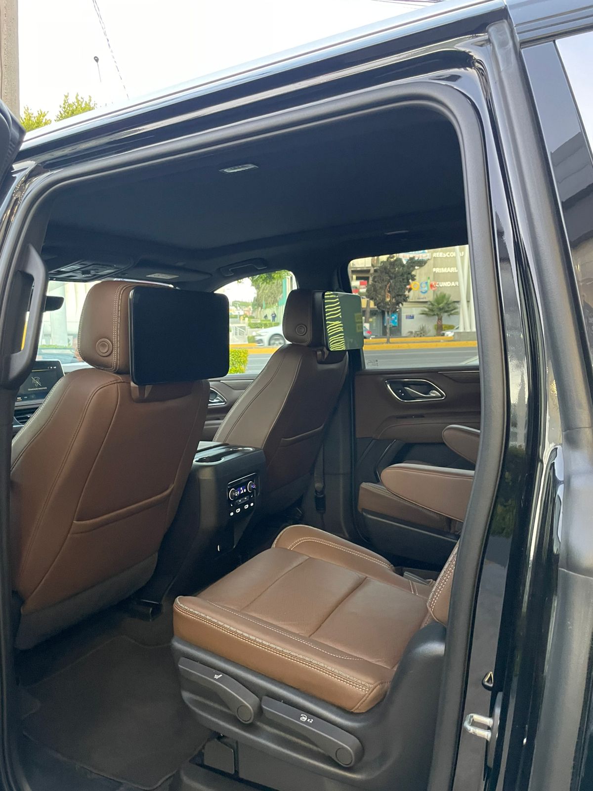 2022 Chevrolet Suburban HIGH COUNTRY, V8, 6.2L, 425 CP, 5 PUERTAS, AUT